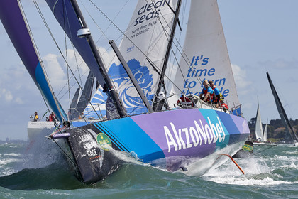 THM-17_065128_team AkzoNobel