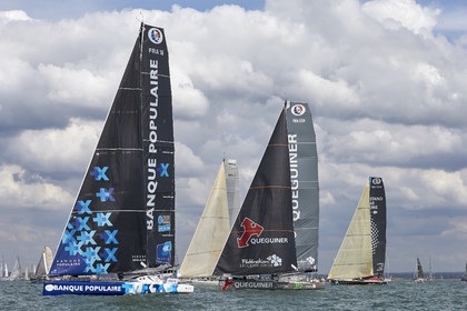 THM-15_64221_FASTNET RACE Start.