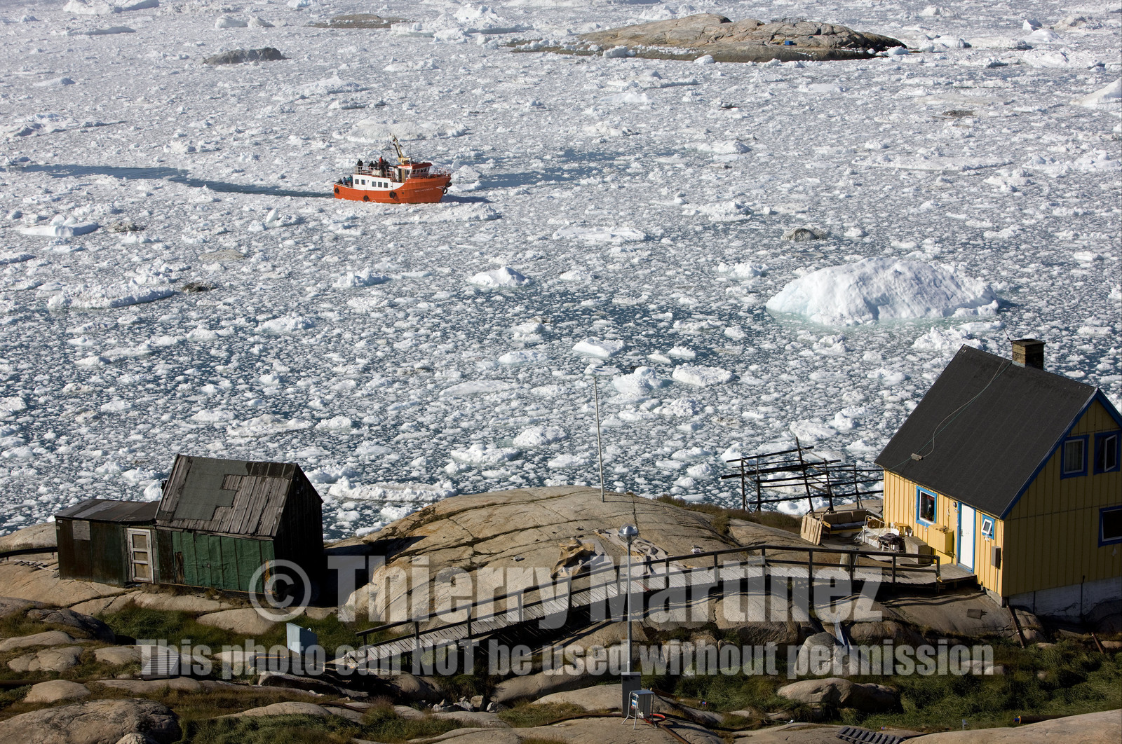 Schooner LA LOUISE sailing on west coast of Greenland.