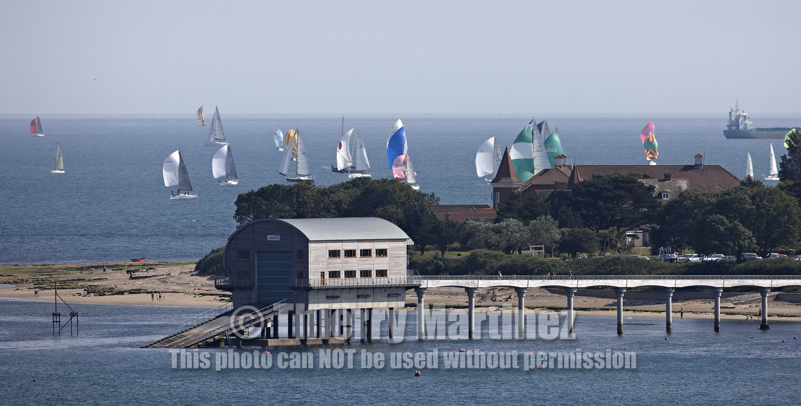 2014 JP Morgan Asset Management Round the Island Race .