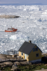 Schooner LA LOUISE sailing on west coast of Greenland.