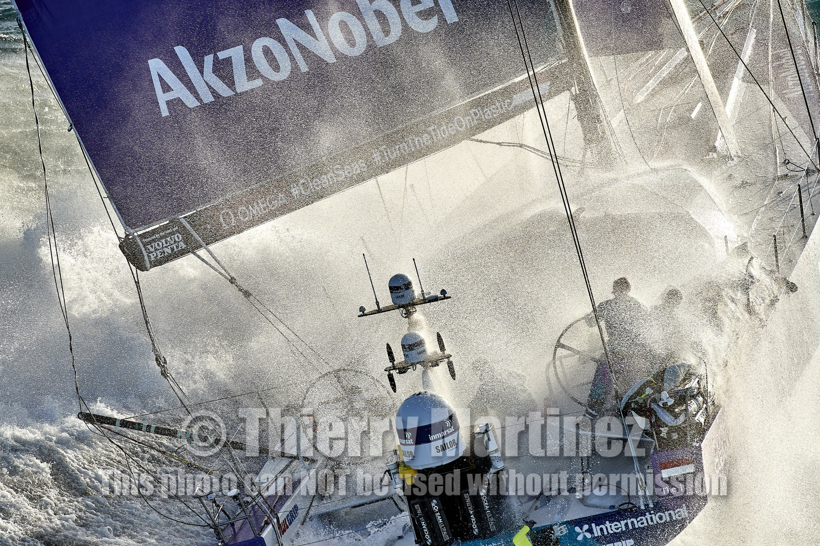 THM-17_108733_VOR-LISBON-LEG2start