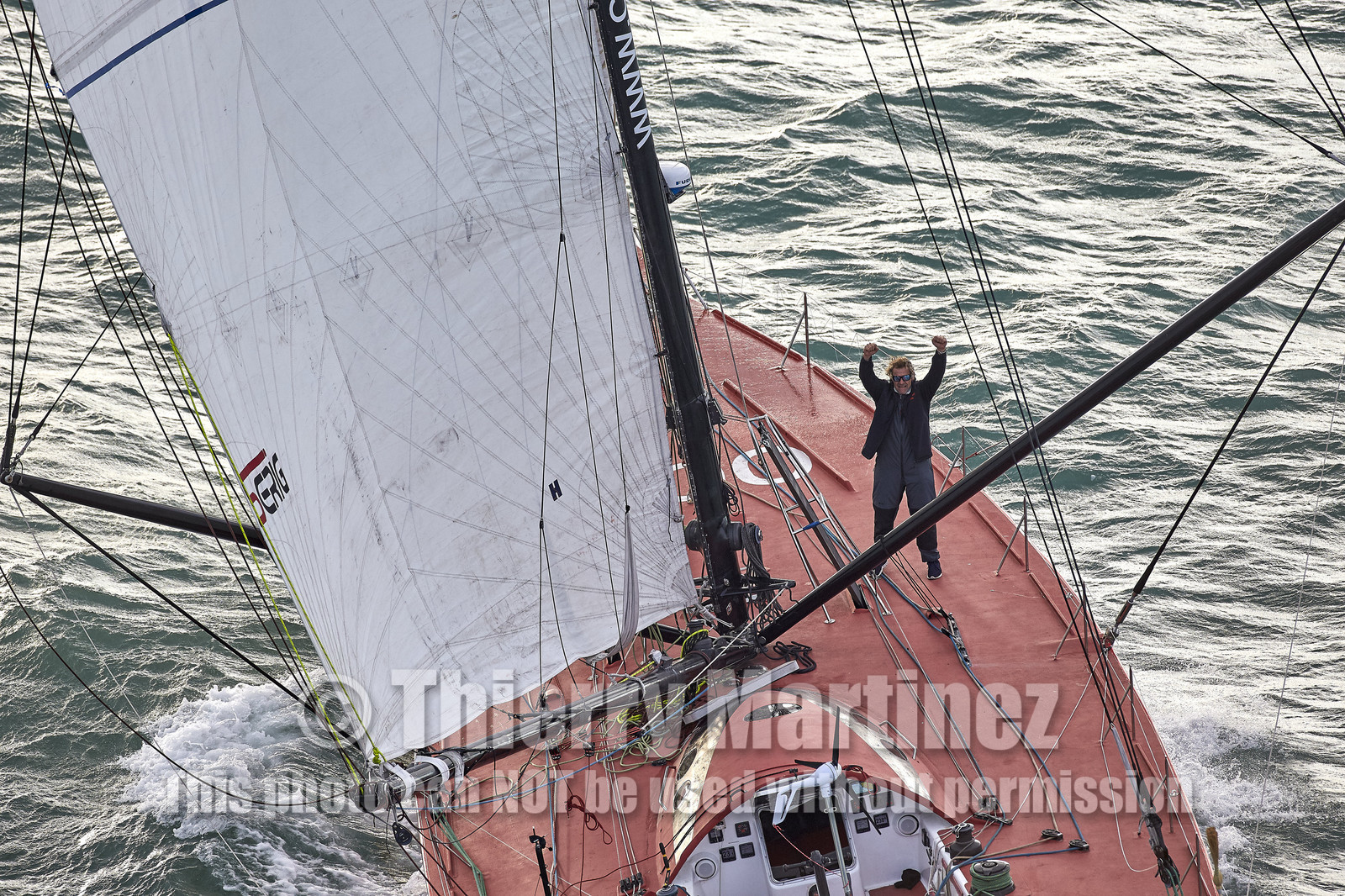 Départ de Jeff Pellet (FRA) sur son bateau COME IN VENDEE POUR UN TOUR DU MONDE;