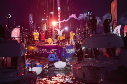 THM-17_002863_VendeeGlobeFinish