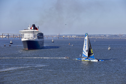 THM_17_045087_THE_BRIDGE-Start