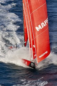 THM-17_106809_VOR-LISBON-LEG2start