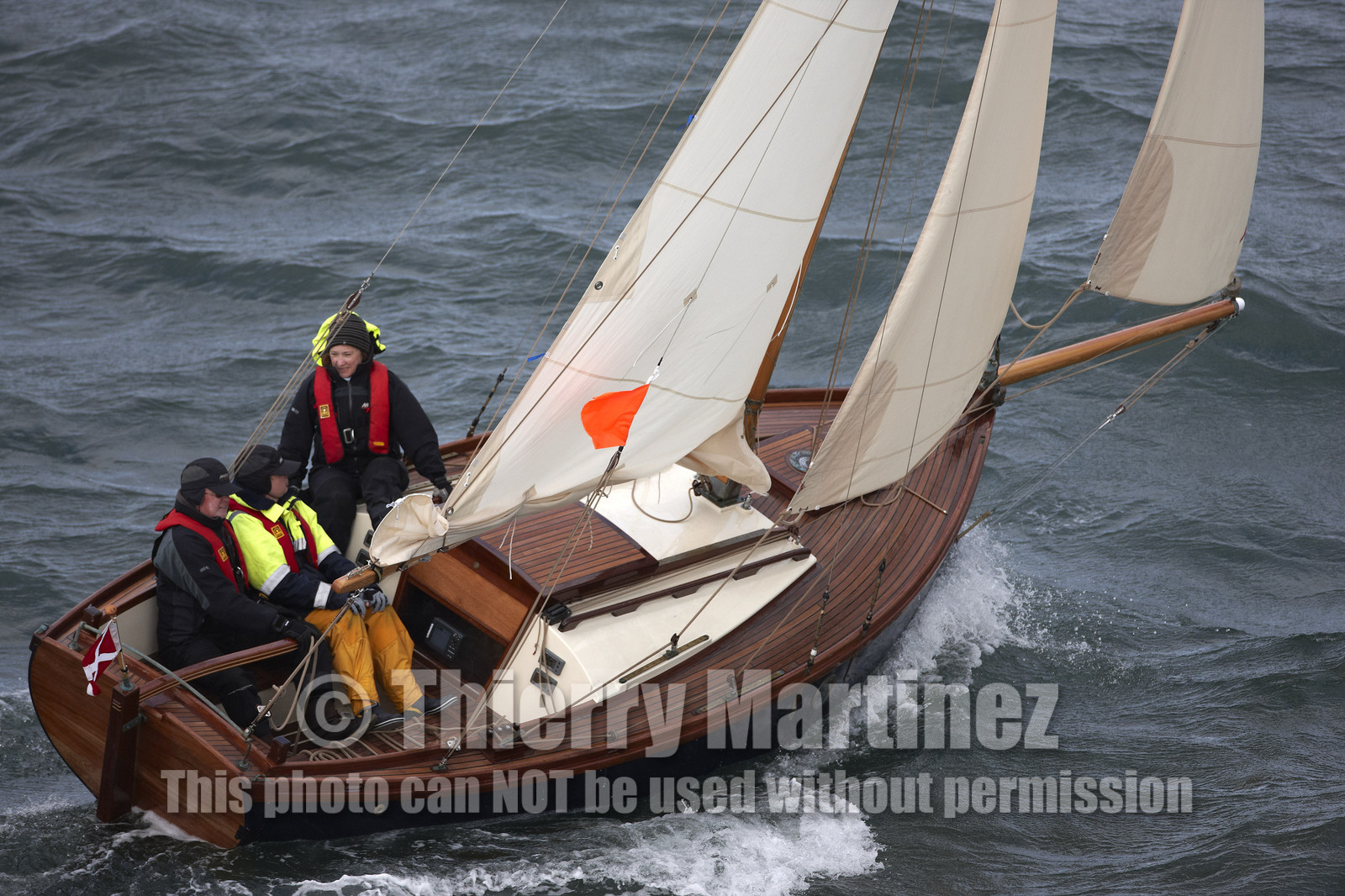 JP Morgan Asset Management Round The Island Race.