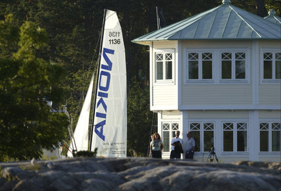03_3086D © Th.Martinez,STOCKHOLM ARCHIPELAGO SWEDEN, 8 07 03-Archipelago Raid (2003)  Day 1. Team NOKIA-Adilstam  .Frederik Aldistam (SWe) and Tomas Marimon (SWE)  at finish of leg 1.