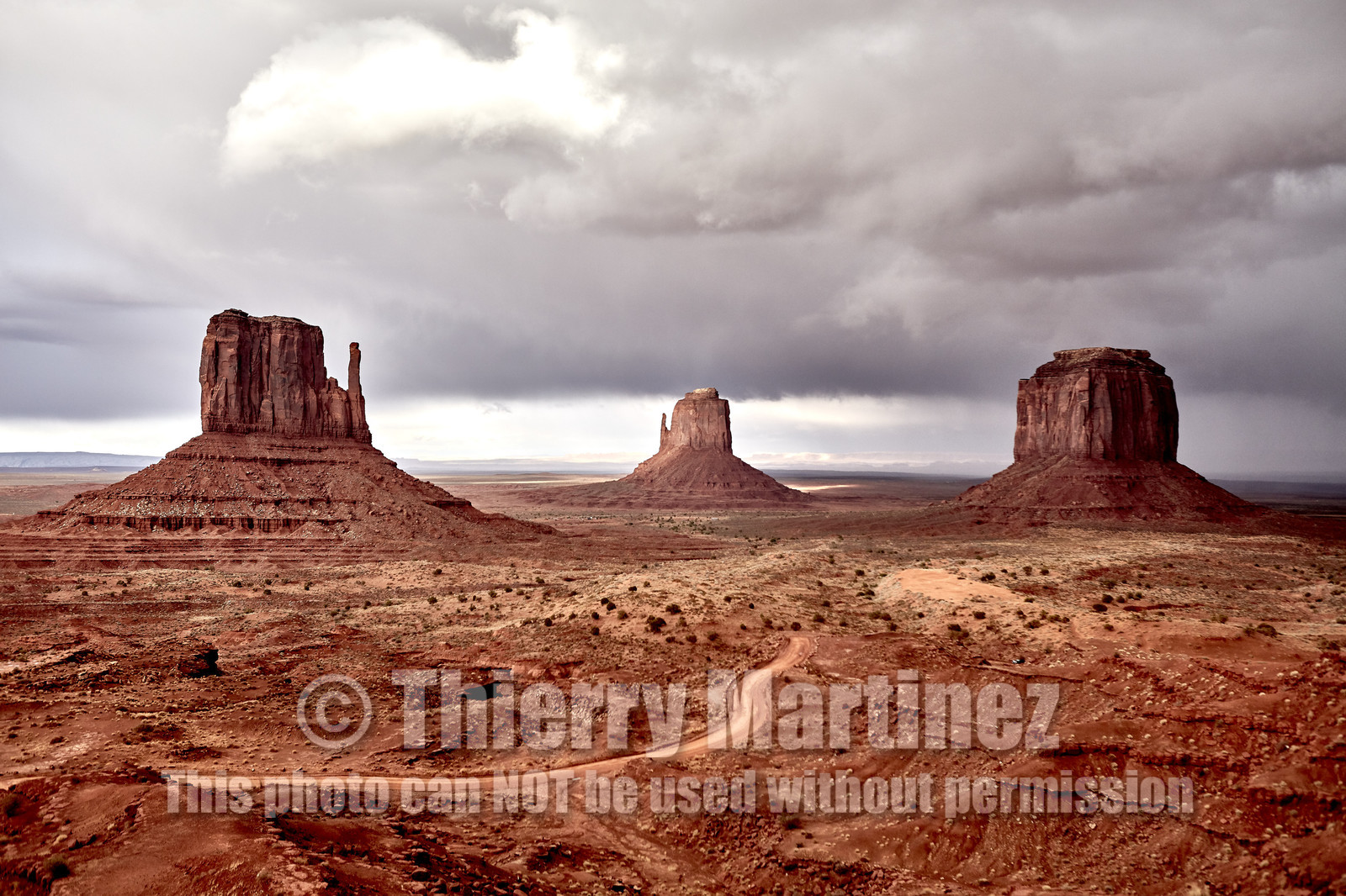 THM-18_055377-MONUMENT VALLEY