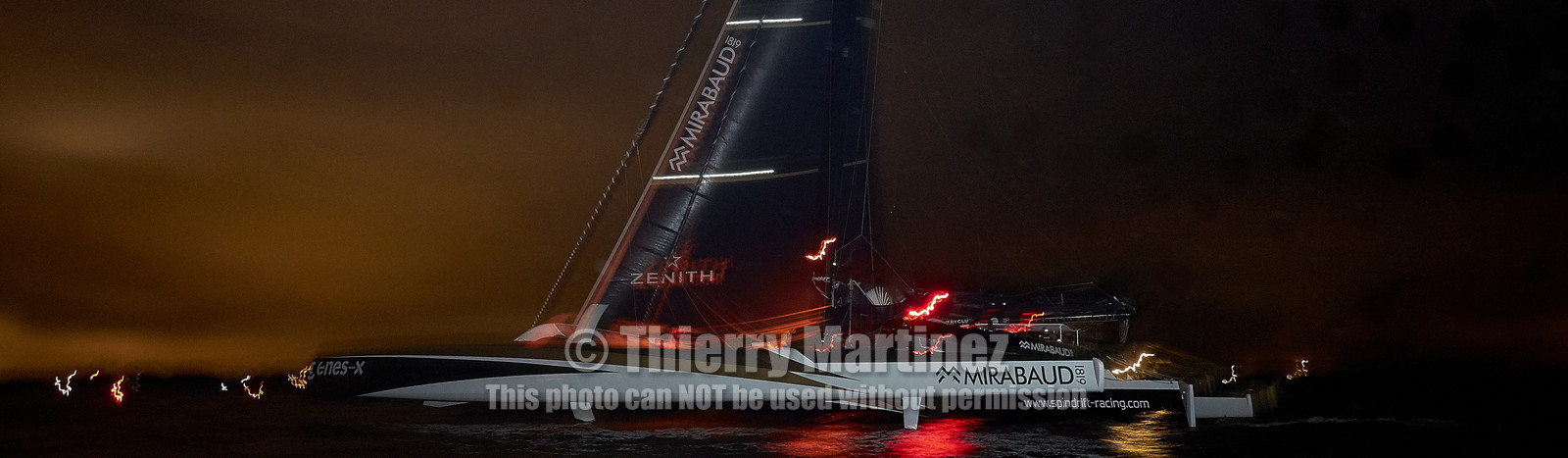 MAXI  SPINDRIFT 2 Jules Verne trophy  2015 2016 attempt.