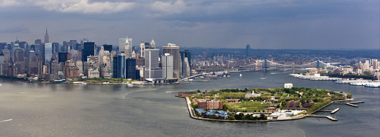 AERIAL VIEW OF NEW YORK CITY (NEW YORK-USA)