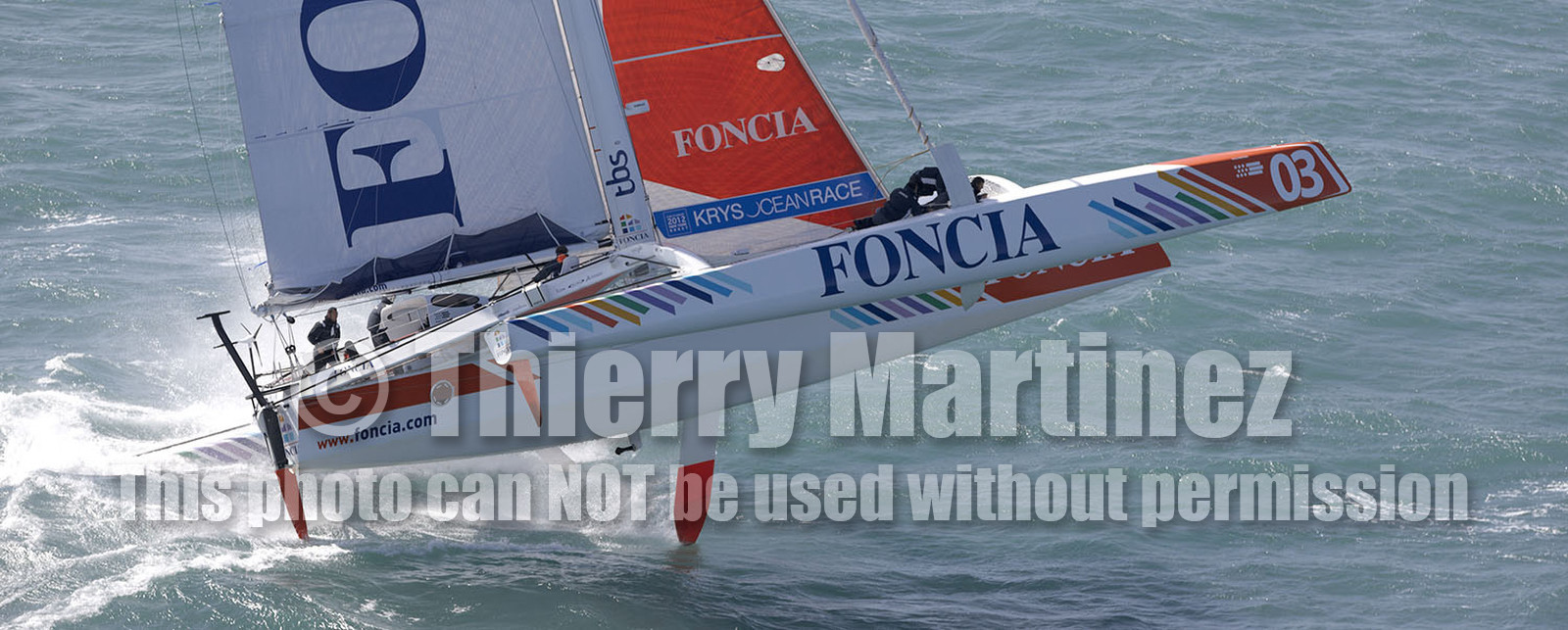 MOD70 FONCIA , skipper Michel Desjoyeaux (FRA) au large des Glénans ( FRA).