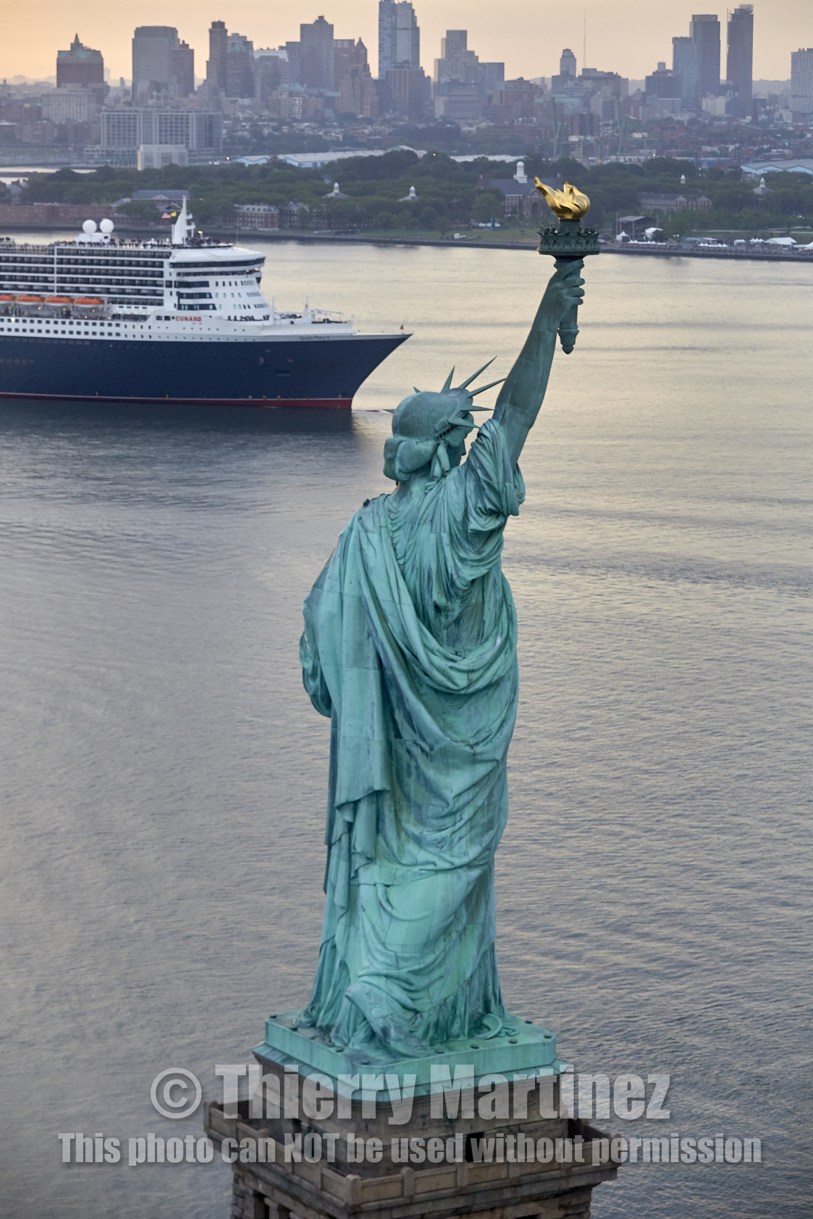 THM_17_046943_THE_BRIDGE-NY