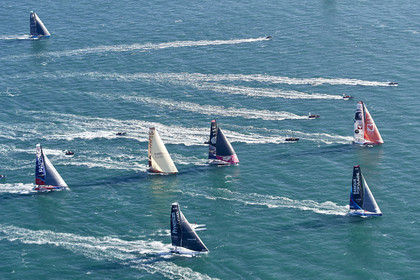 THM-20_22266_VendeeGlobeStart