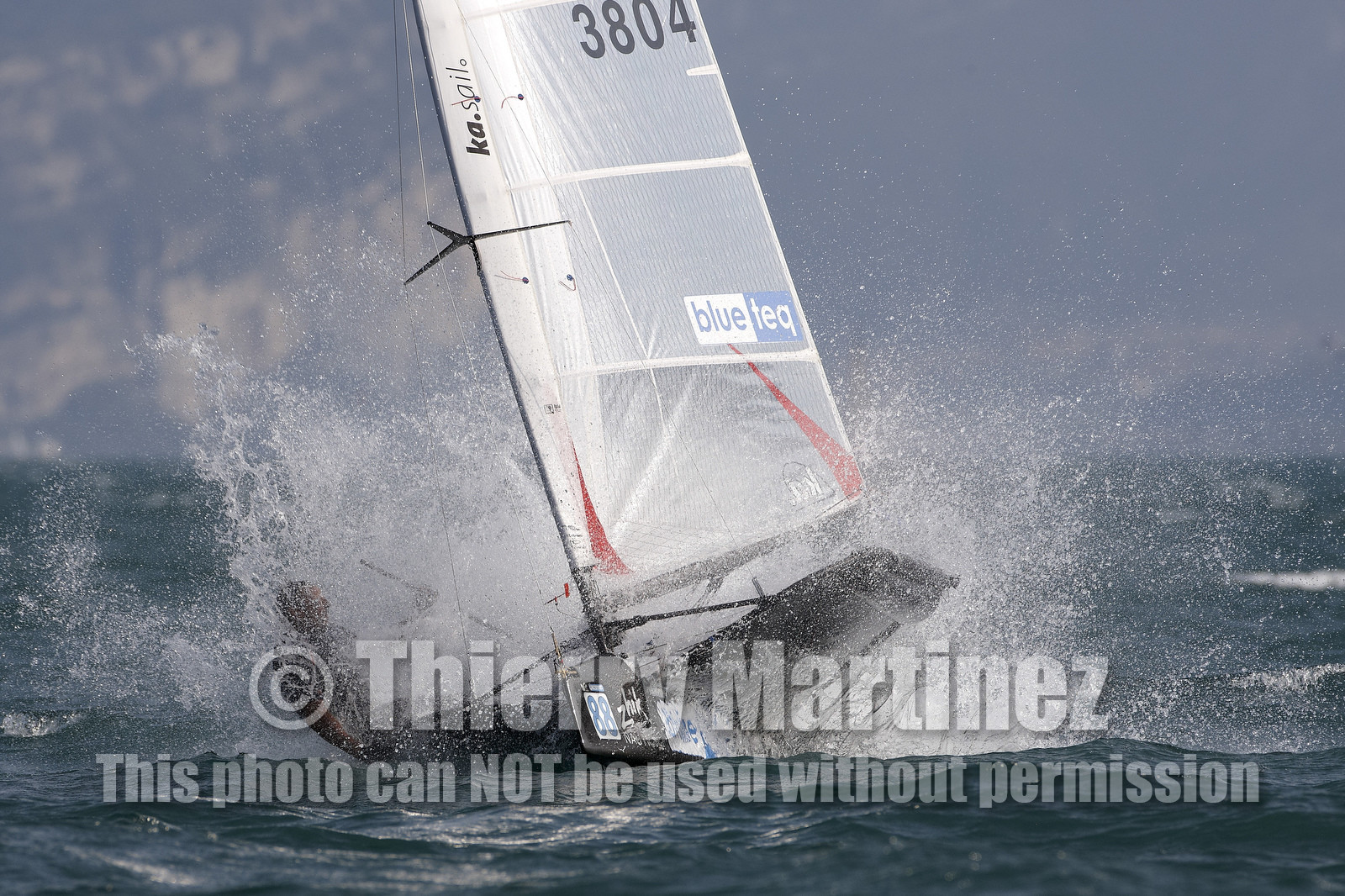 2012 ZHIK NAUTICA MOTH WORLDS.