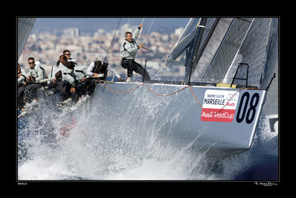 Photo disponible en tirage photo Fine Art,tirage original limités à 30 exemplaires.Chaque tirage est numéroté avec certificat d’authenticité signé.Pour choisir le format et support merci d'utiliser le caddie à coté de la photo.Formats disponibles : Tirage sur papier ( tirage seul) :  30x45 cm   40x60 cm  60x90 cm. Vous pouvez choisir le tirage avec un fond blanc ou noir , à votre convenance. Tirage sur papier contrecollé sur Dibond ( pas de bord blanc ou noir autour de l'image), avec système d'attache au dos:  30x45 cm   40x60 cm  50x75 cm  80x120cm.Tirage sur toile ( Canvas) monté sur chassis bois (pas de bord blanc ou noir autour de l'image), avec système d'attache au dos :  50x75 cm  80x120cm.Expédition ( Dans le monde entier): Colissimo (assurance) avec signature à réception. 48h pour la France métropolitaine.Il est possible de récupérer les tirages à La Galerie du Golfe (sans frais d'expèdition).Conditionnement tirages seuls: tube cylindrique renforcé + boite.