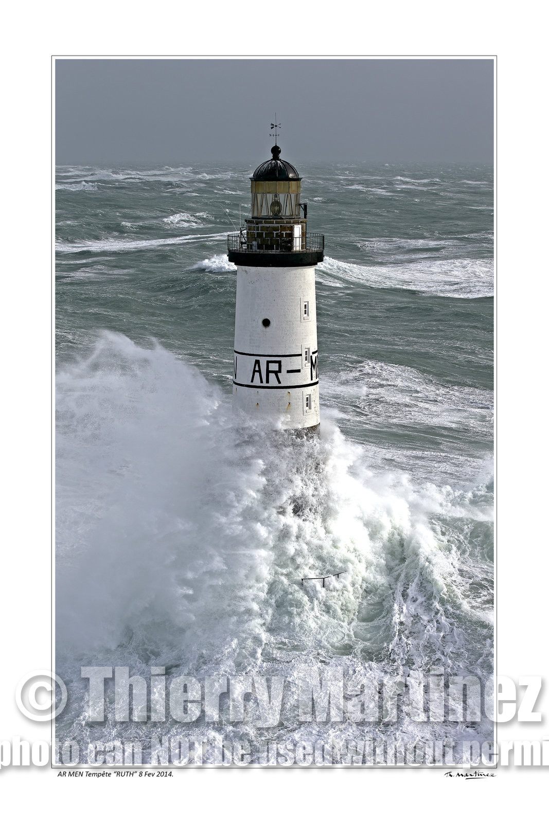 14_01152 Ar Men-BLANC.jpg