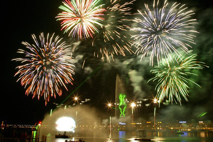 03_2278D ©Th.Martinez. Geneva , Switzerland. America's Cup 2003. 8th March 2003.Alinghi Team winner of America's Cup 2003..Welcome to Alinghi Team in Geneva.Firework and laser show by the lac...