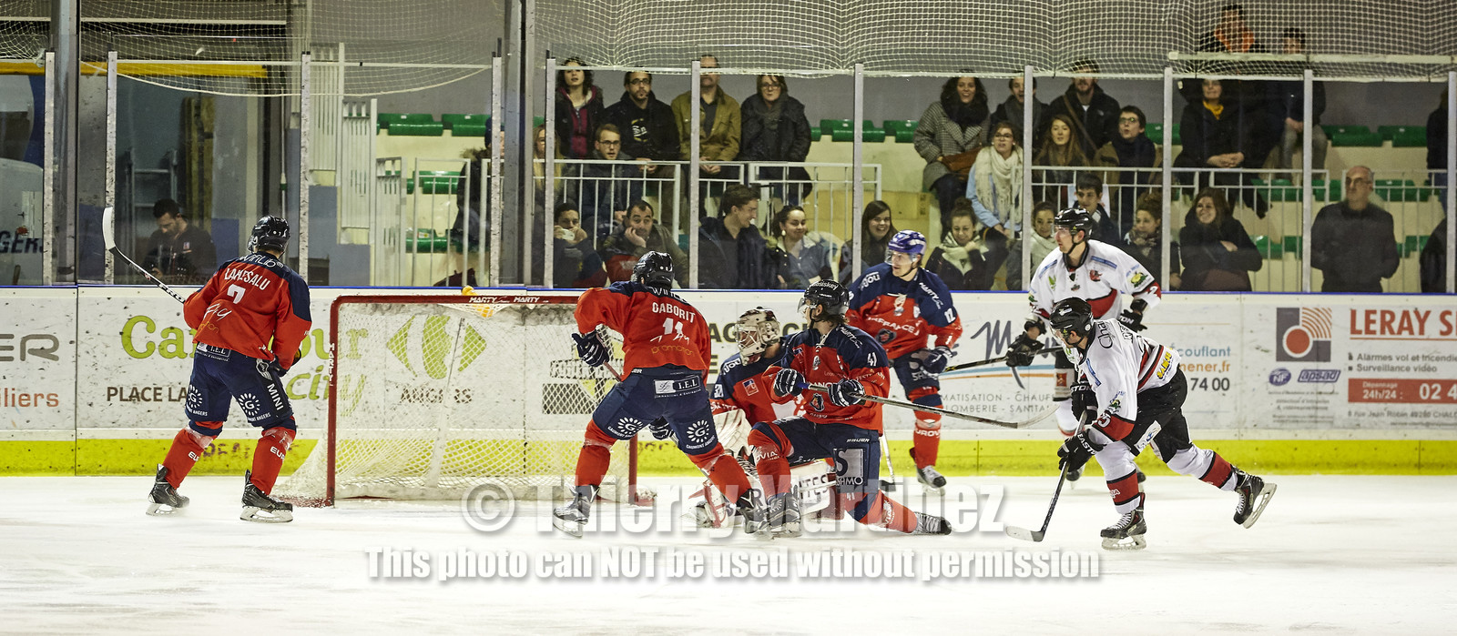 THM_16_01627-HOCKEY
