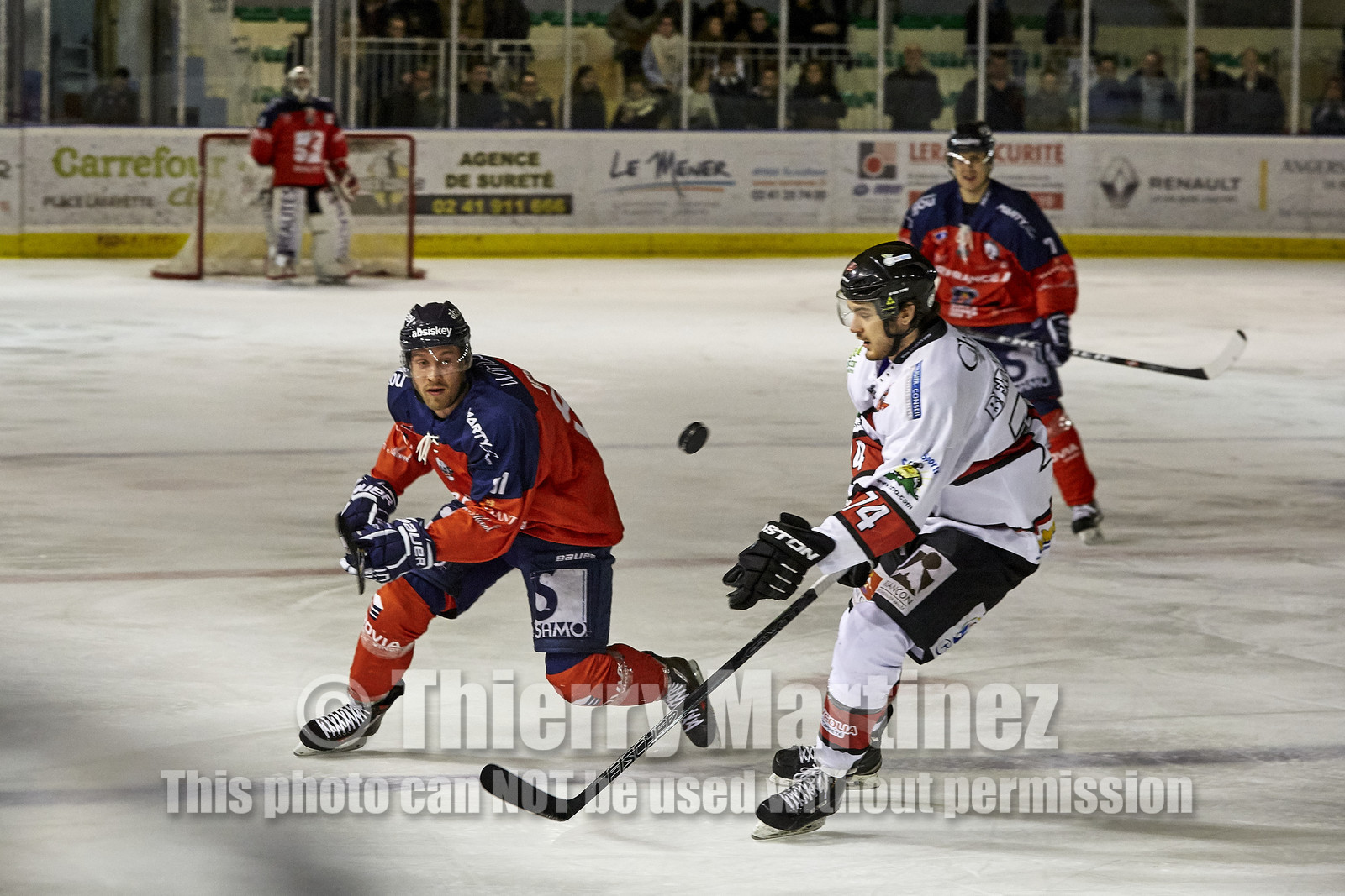THM_16_01644-HOCKEY