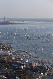 2014 JP Morgan Asset Management Round the Island Race .