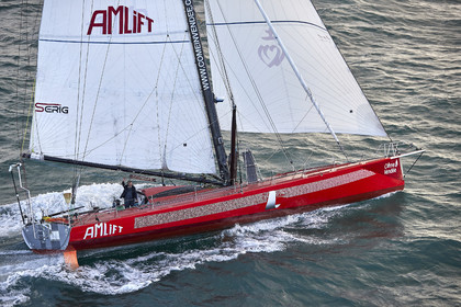 Départ de Jeff Pellet (FRA) sur son bateau COME IN VENDEE POUR UN TOUR DU MONDE;
