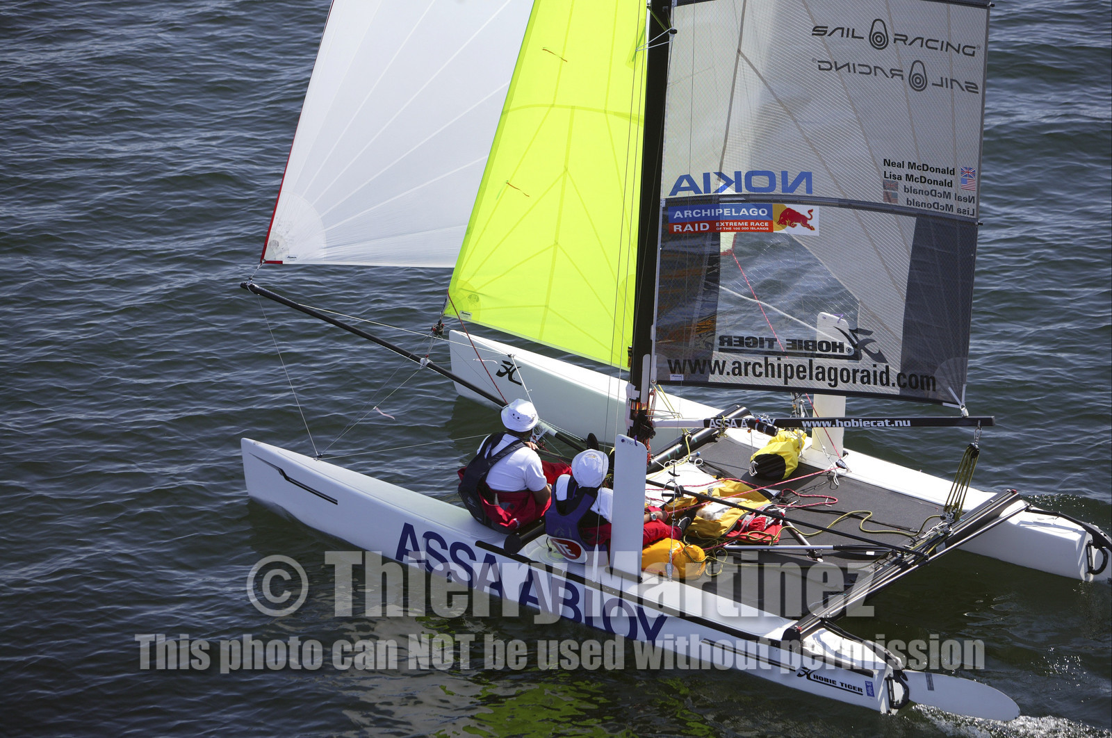 03_3154D   © Th.Martinez,STOCKHOLM ARCHIPELAGO SWEDEN, 9 07 03-Archipelago Raid (2003)  Day 2..Neal & Lisa  McDonald (UK) ASSA ABLOY