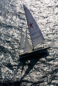 ©ThMartinez- Vendee Globe 2000 Finish. 19th February 2001. 15h20(Local time) 50miles offshore Les Sables..Marc Thiercelin (FRA) ACTIVEWEAR 50 miles of the finish line. Marc should finish 4th tomorrow morning