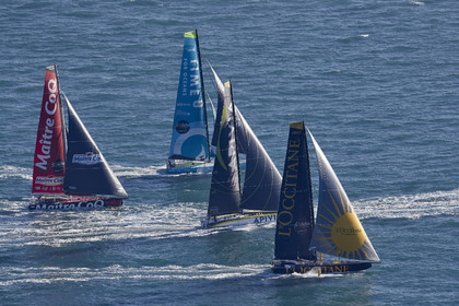 THM-20_20155_VendeeGlobeStart