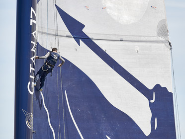 THM-19_15632_ARMEN RACE