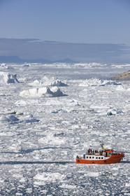 Schooner LA LOUISE sailing on west coast of Greenland.