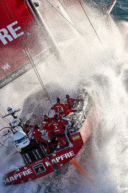 THM-17_108125_VOR-LISBON-LEG2start