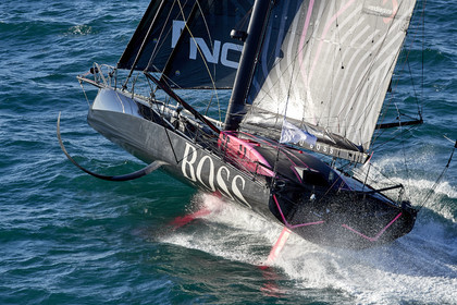 THM-20_23185_VendeeGlobeStart