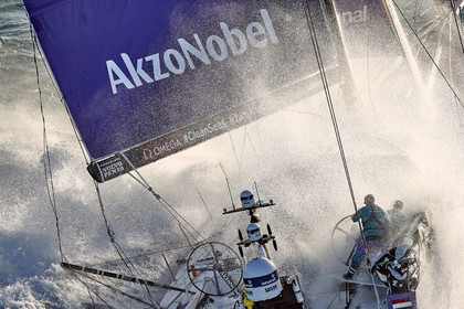 THM-17_108731_VOR-LISBON-LEG2start