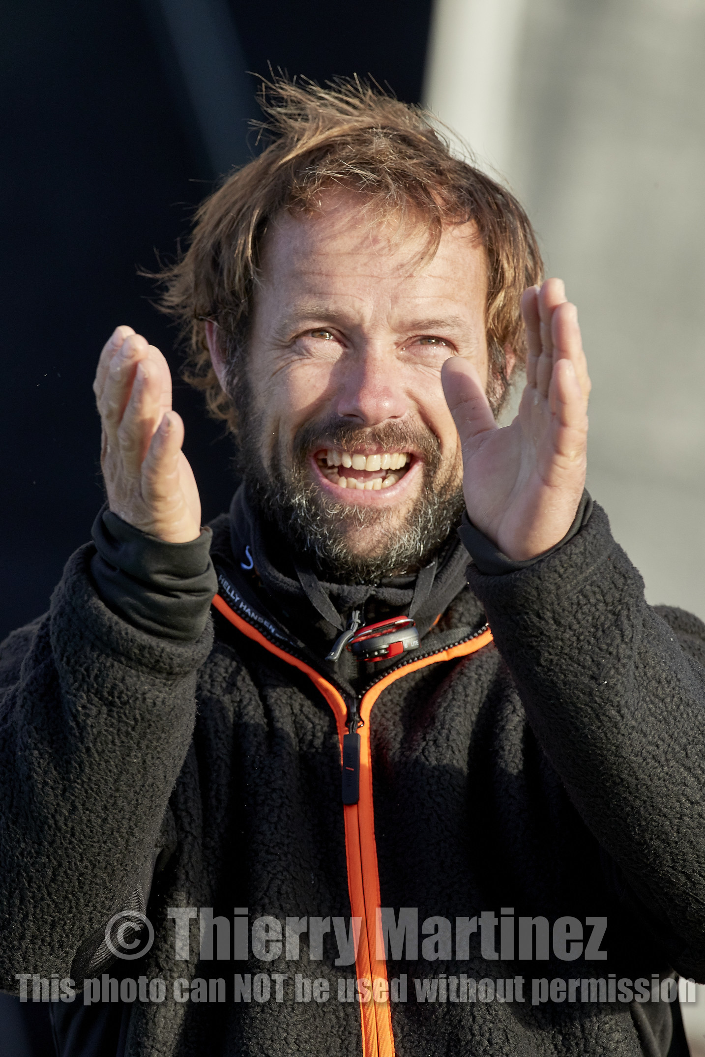 Single-handed sailing round the world record .