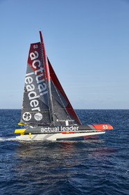 « ULTIM ACTUAL LEADER , Skipper Yves Le Blevec.