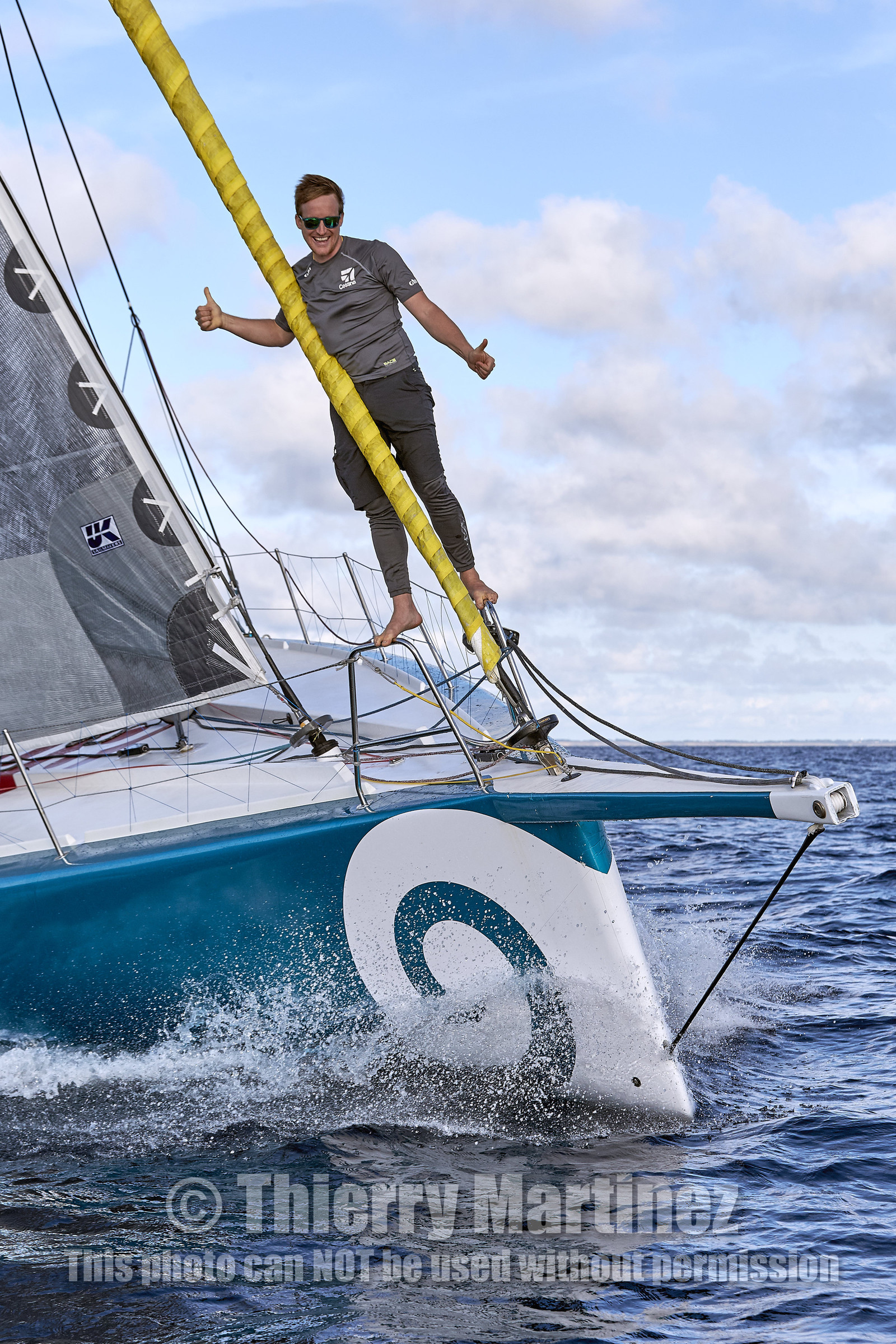 THM-15_62780_AZIMUT2016