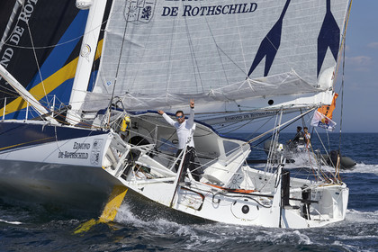 Arrival of NEW YORK-VENDEE (Les Sables d’Olonne) presented by Currency House & SpaceCode.