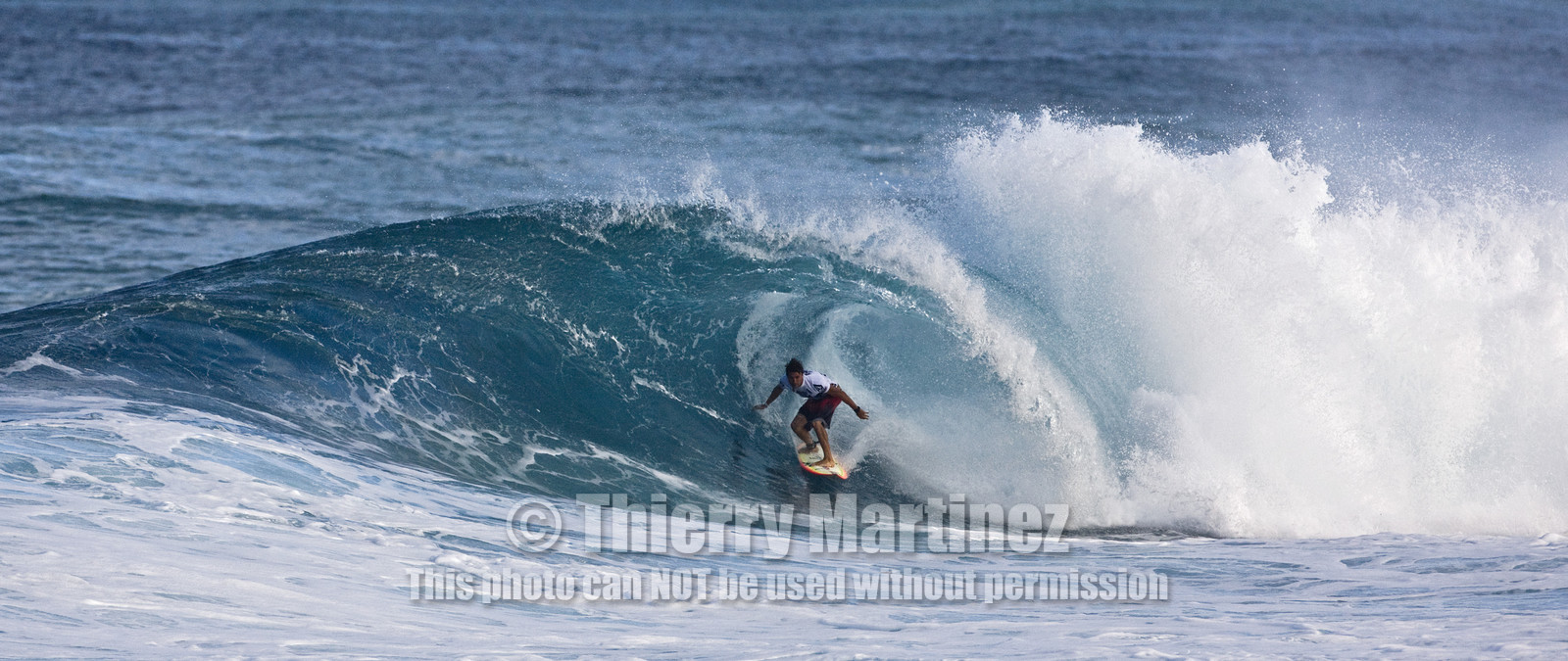 2011 VOLCOM PIPE PRO  ( Surf contest) at Banzai Pipeline Beach, North Shore - Oahu - Hawaii.