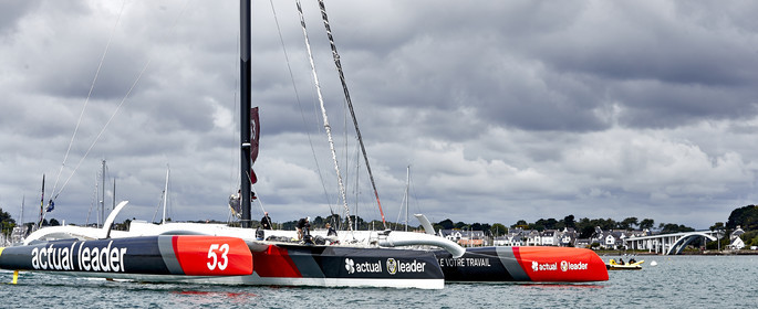 THM-19_16172_ARMEN RACE