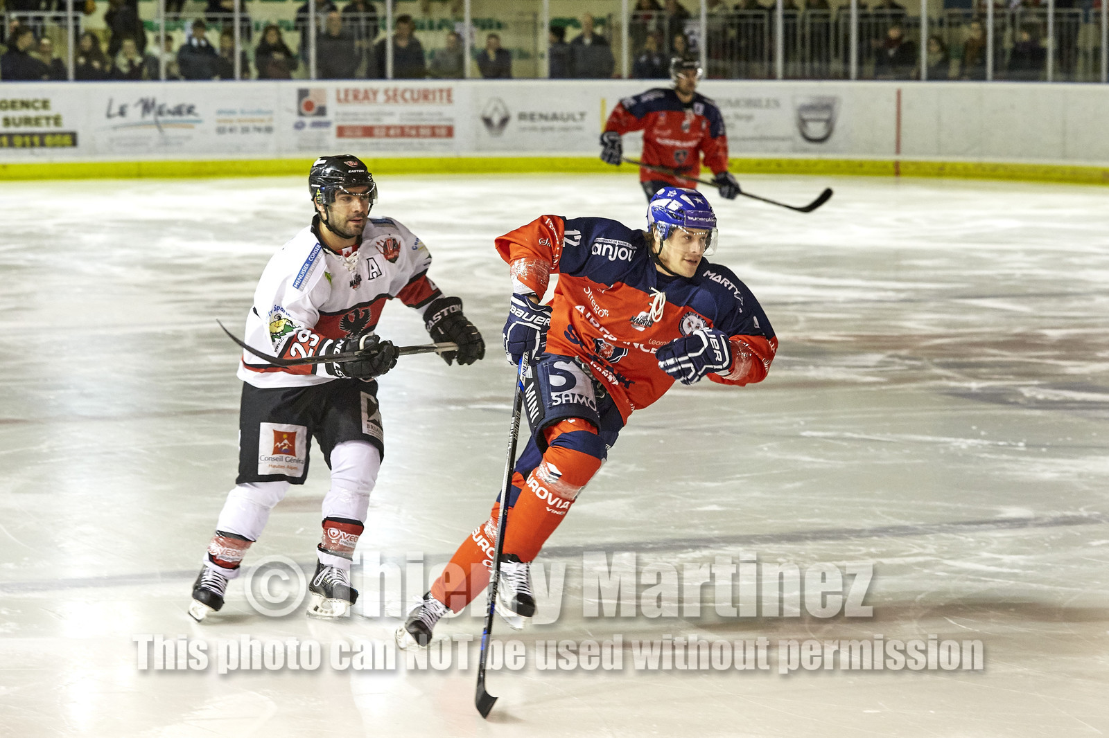 THM_16_01604-HOCKEY