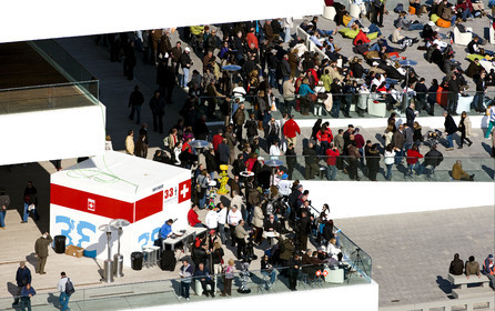 33rd  AMERICA'S CUP Valencia Spain, February 2010 - Defender:  ALINGHI (ALINGHI 5) vs Challenger : BMW Oracle Racing (USA 17)