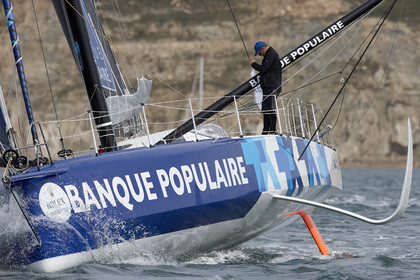 THM-15_63803_FASTNET RACE Start.