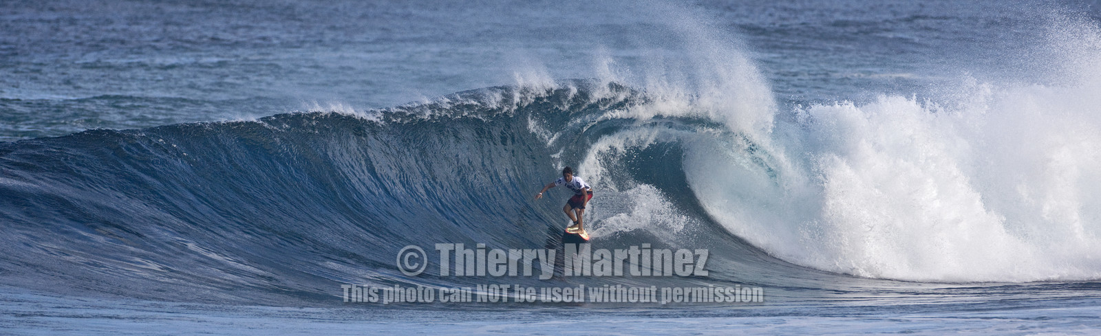 2011 VOLCOM PIPE PRO  ( Surf contest) at Banzai Pipeline Beach, North Shore - Oahu - Hawaii.