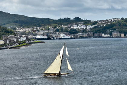 22_17006   © Thierry Martinez.FAIRLIE,SCOTLAND - UK 12th June 20222022 RICHARD MILLE FIFE REGATTA.Day 2 : LARGS to ROTHESAY