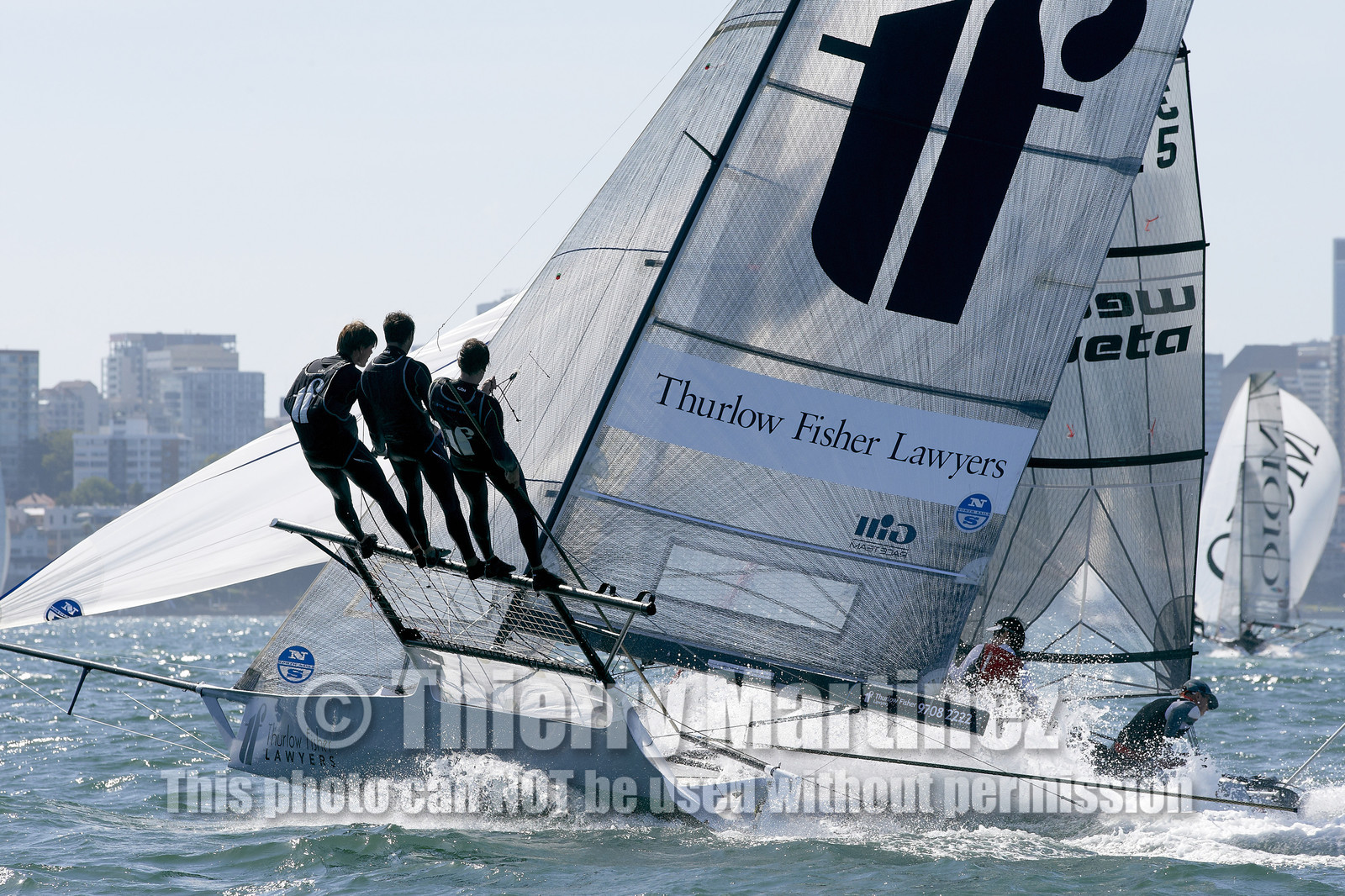 15_019607-Skiff-Sydney