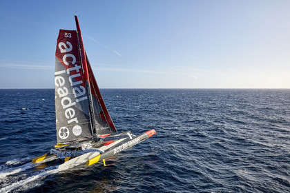 « ULTIM ACTUAL LEADER , Skipper Yves Le Blevec.