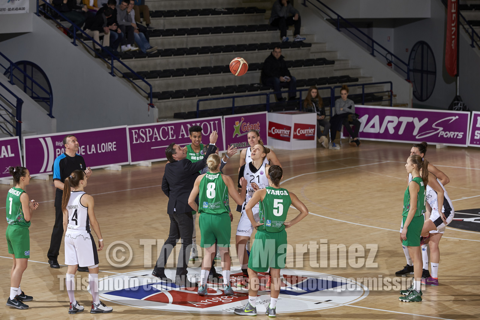 THM-15_92113_EuroCup Women.