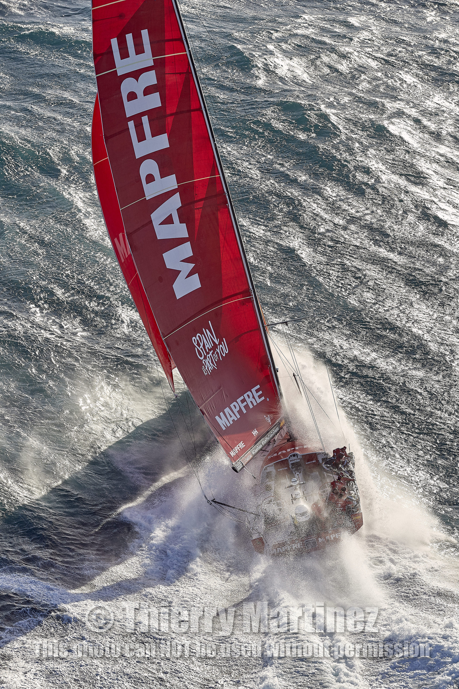 THM-17_106881_VOR-LISBON-LEG2start