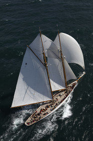 JP Morgan Asset Management Round The Island Race.